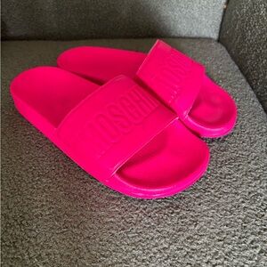 MOSCHINO Bright Pink LOGO SLIDES SIZE 37 EU 6.5
